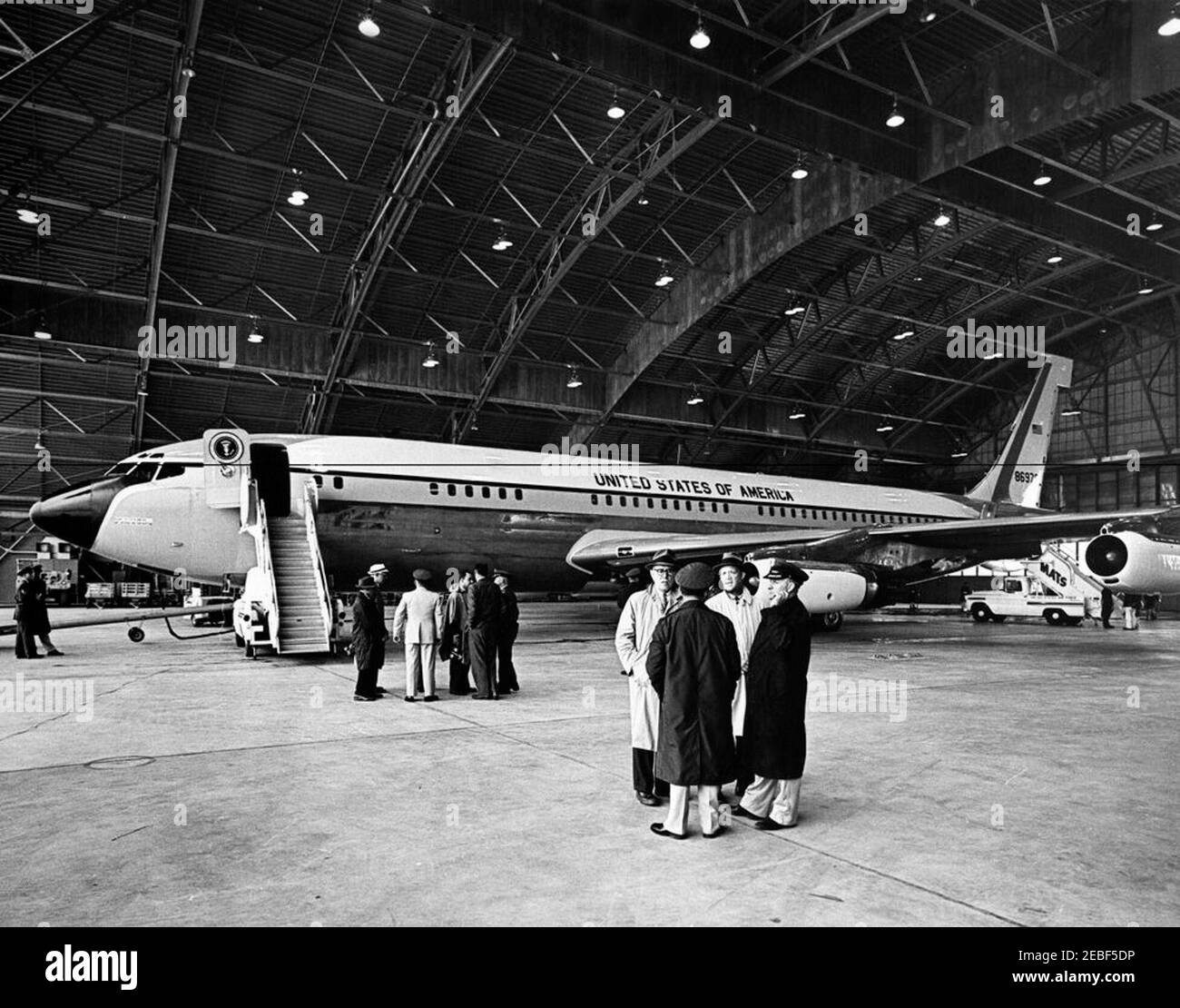 President Kennedy departs Andrews Air Force Base for West Palm Beach,  Florida, 12:10PM. Air Force One inside hangar at Andrews Air Force Base in  Maryland Stock Photo - Alamy