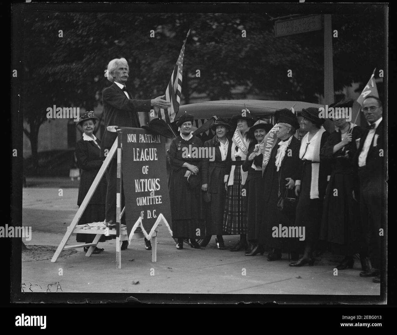 Non partisan League of Nations Committee of D.C Stock Photo Alamy