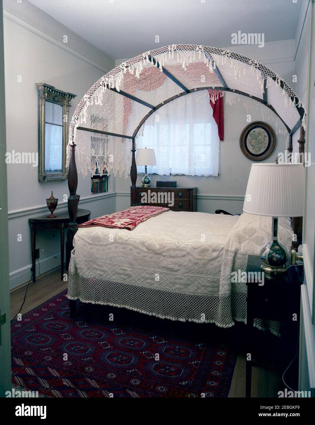 Second floor corridor of the white house hi-res stock photography and ...