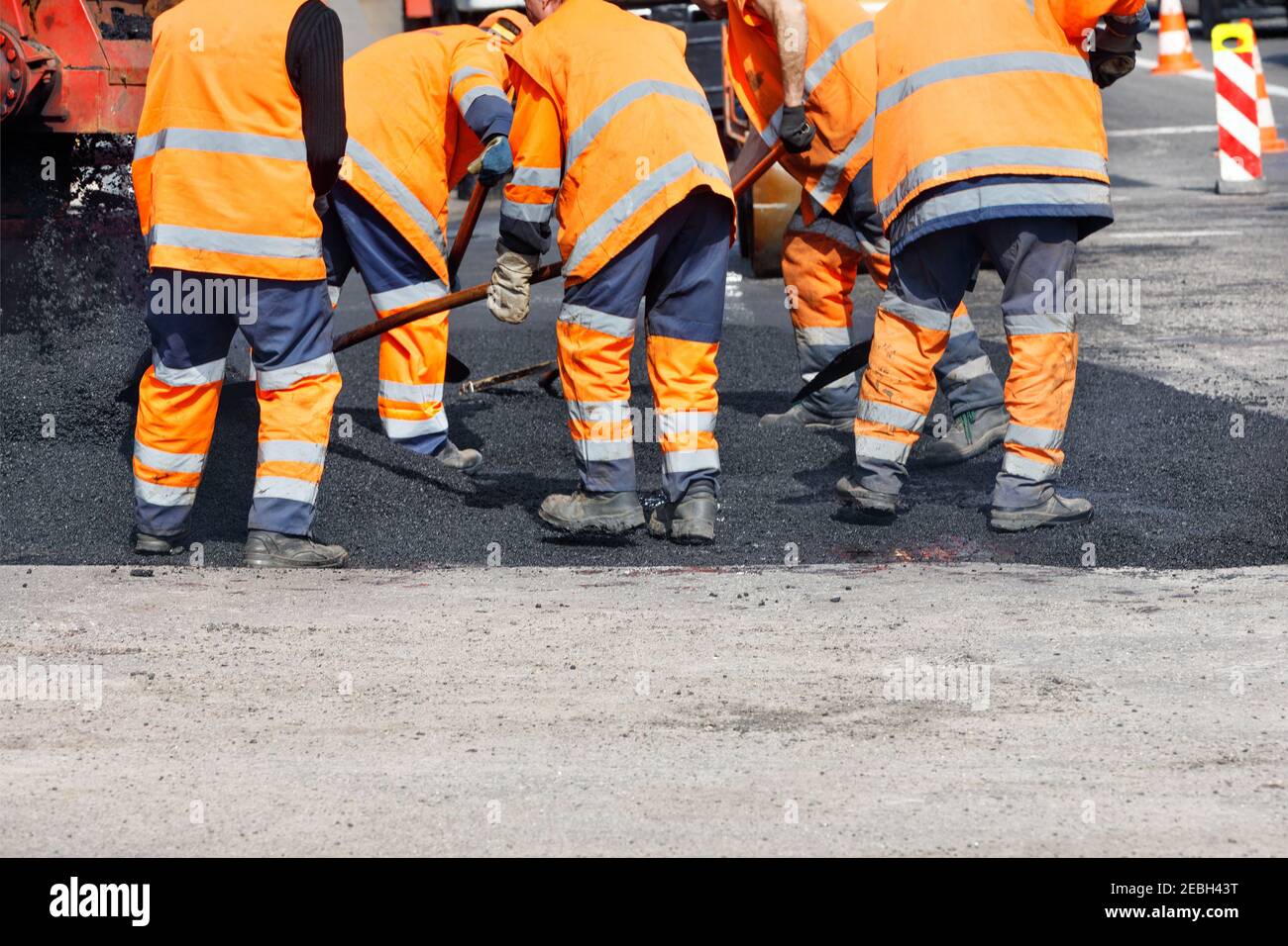 Orange and black uniforms hi-res stock photography and images - Alamy