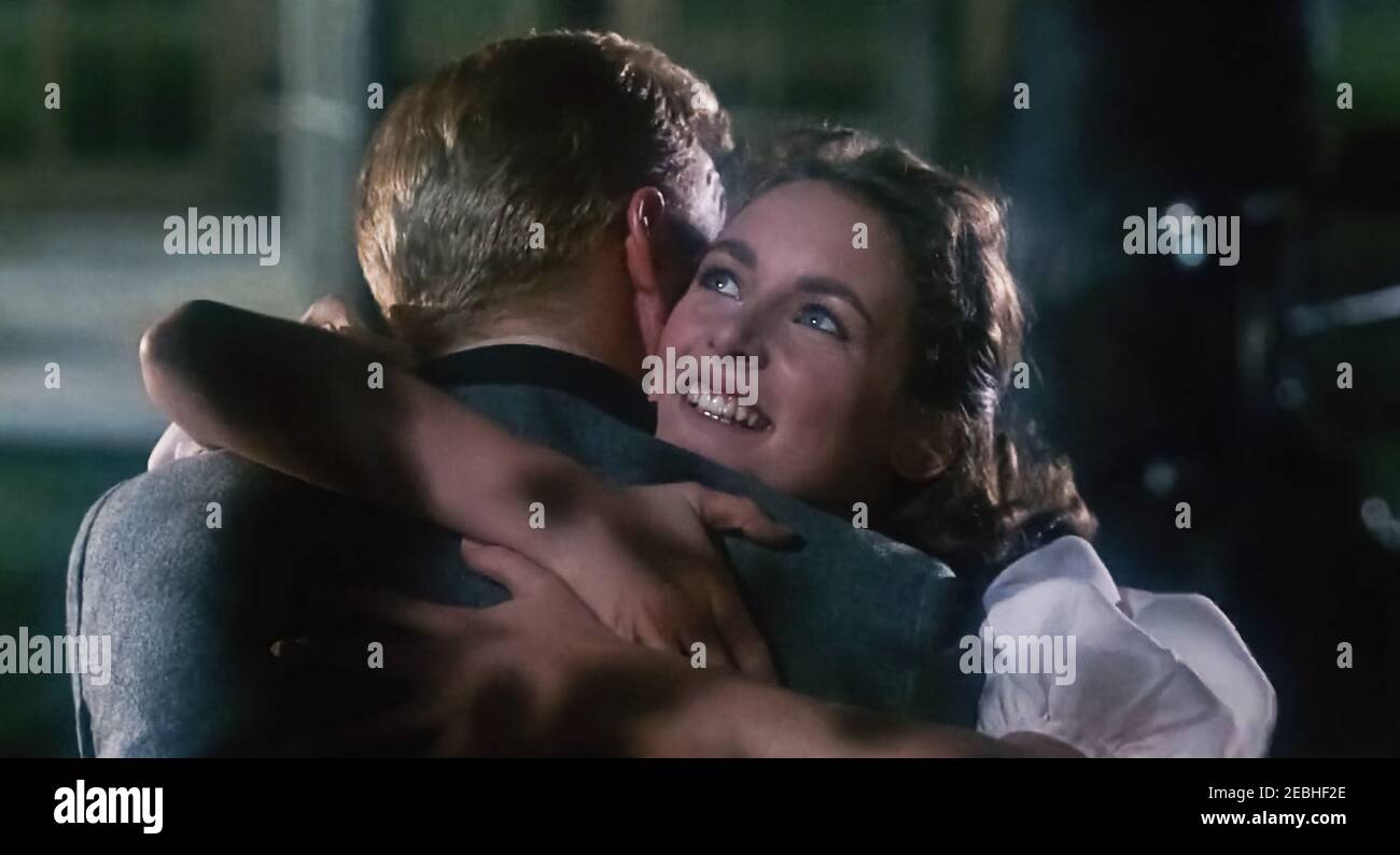 USA. Charmian Carr and Daniel Truhitte in the (C)Twentieth Century Fox  classic musical : The Sound of Music (1965). Plot: A woman leaves an  Austrian convent to become a governess to the, image size:1300x795