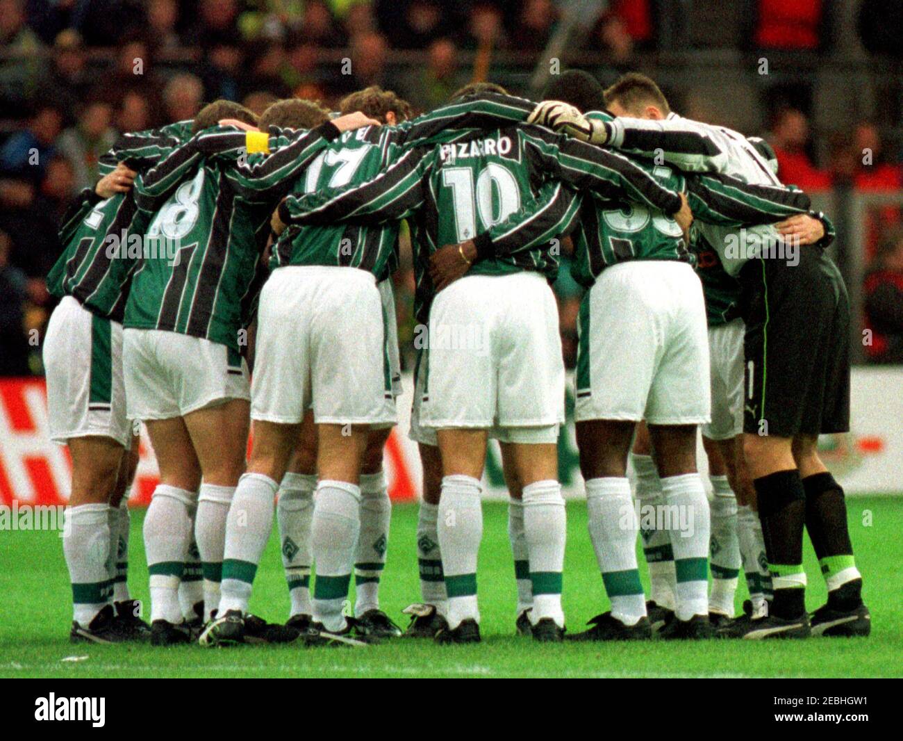 24 10 1999 hires stock photography and images Alamy