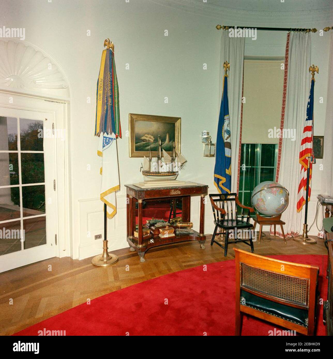 State Funeral of President Kennedy: White House, redecorated Oval ...