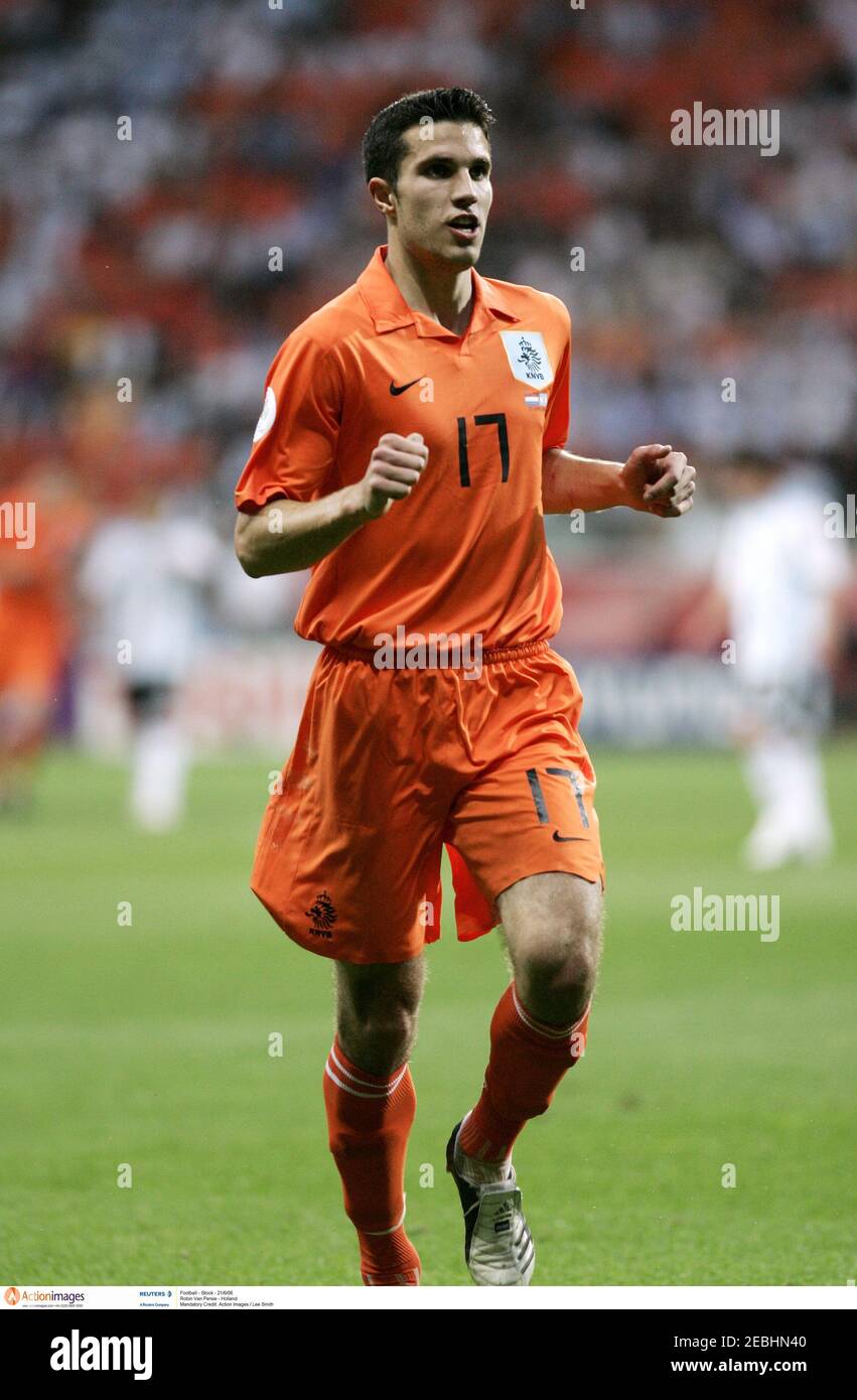 Football - Stock - 21/6/06 Robin Van Persie - Holland Mandatory Credit:  Action Images / Lee Smith Stock Photo - Alamy