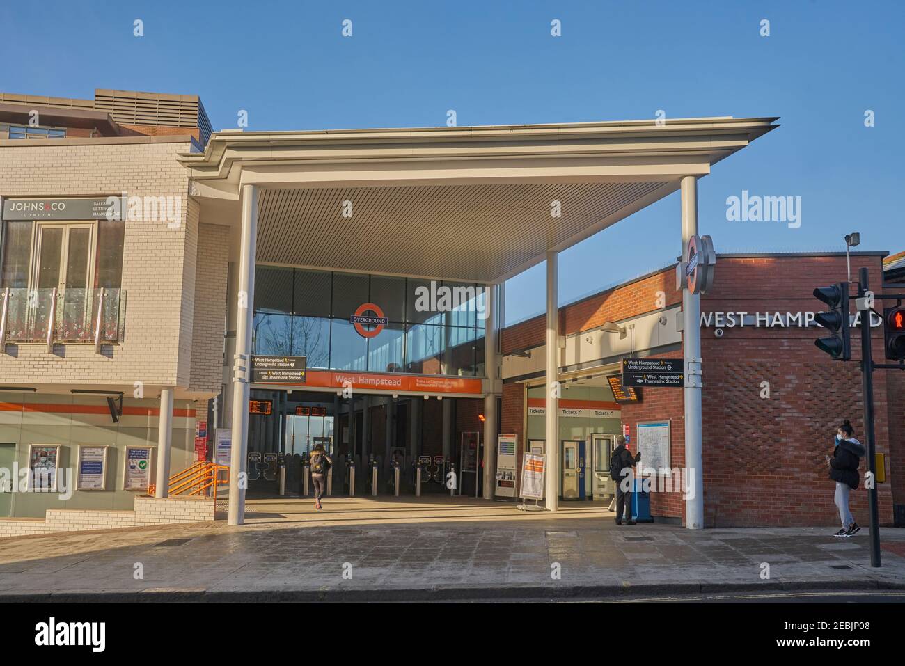west hampstead overground station Stock Photo Alamy