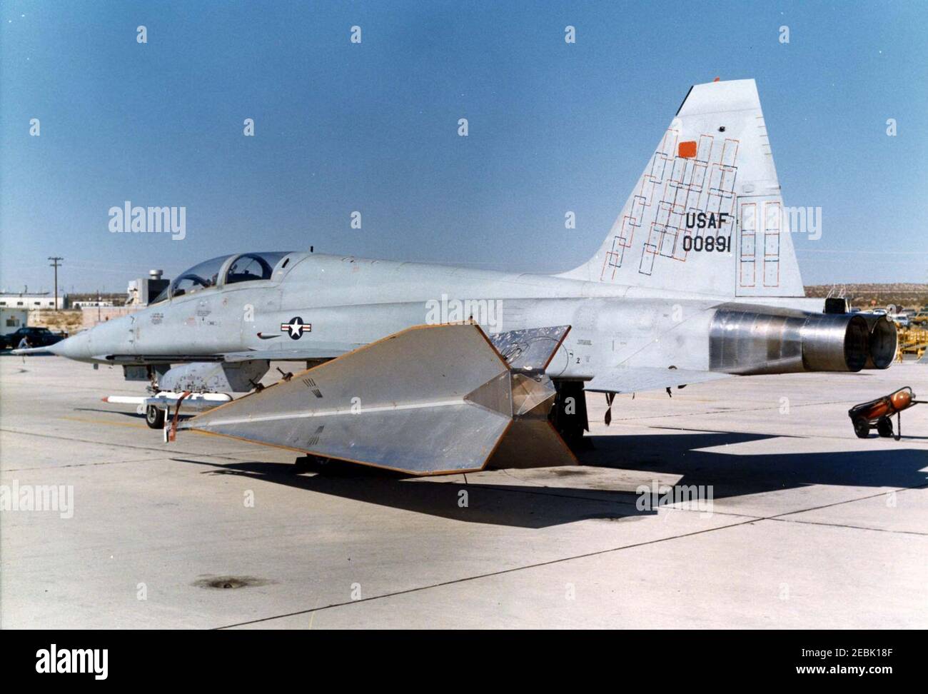Northrop F-5F (Tail No. 00891) with Dart Aerial Gunnery Target in 1975 061006 Stock Photo