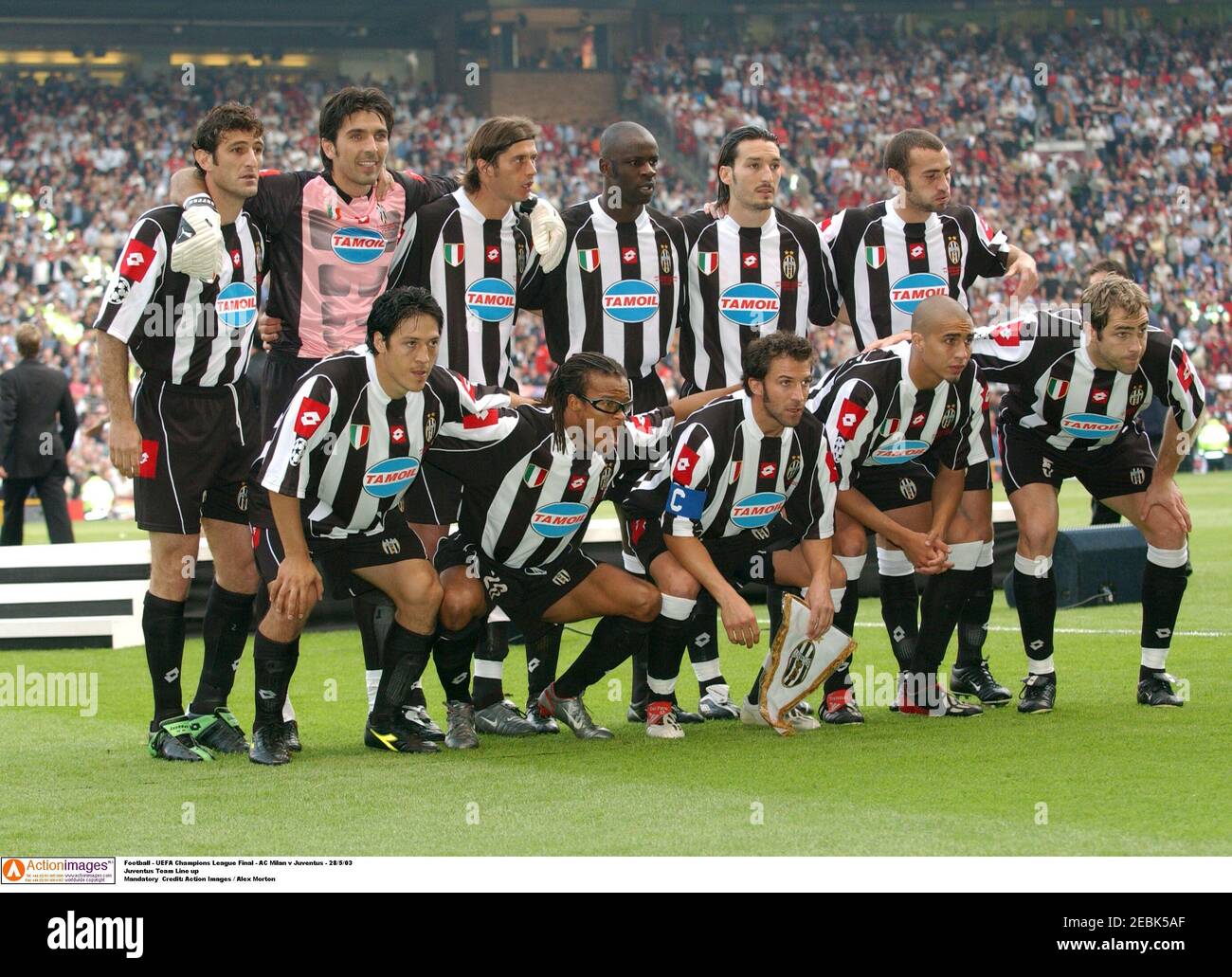Football - UEFA Champions League Final - AC Milan v Juventus - 28/5/03  Juventus Team Line up Mandatory Credit: Action Images / Alex Morton Stock  Photo - Alamy