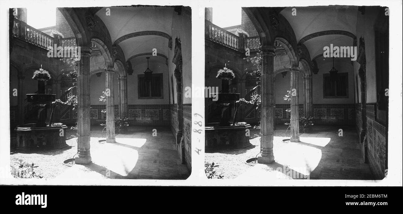 Nova vista del pati de la Biblioteca i Arxiu de Barcelona a la casa de l ' Ardiaca. Stock Photo