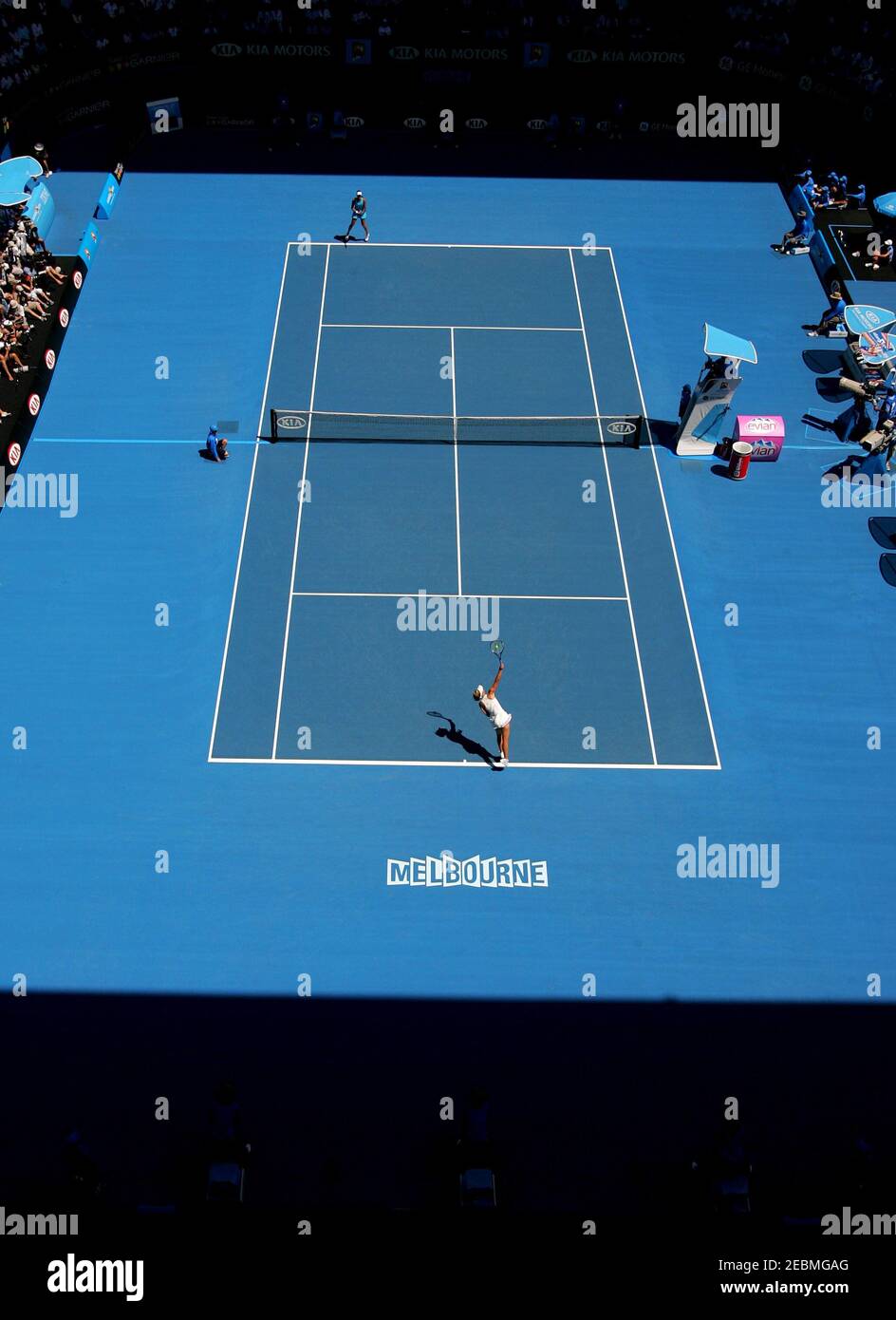 Tennis - Australian Open - Melbourne Park, Australia - 26/1/08  A general view of the Women's  single final between Russia's Maria Sharapova and Serbia's Ana Ivanovic  Mandatory Credit: Action Images / Jason O'Brien  Livepic Stock Photo
