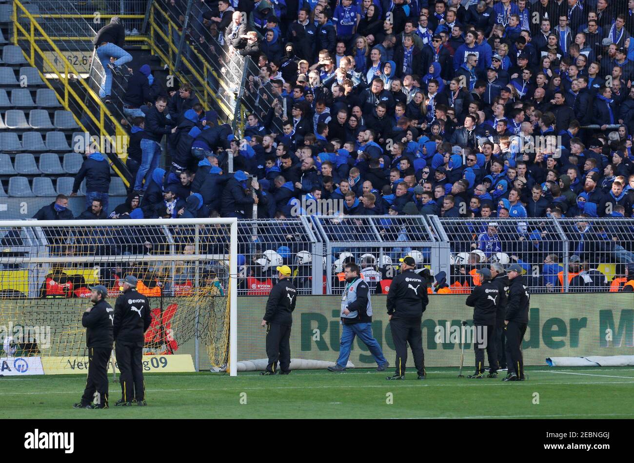 Soccer Football Bundesliga Borussia Dortmund V Schalke 04 Signal Iduna Park Dortmund Germany April 27 19 Schalke Fans Clash With Borussia Dortmund Fans After The Match Reuters Leon Kuegeler