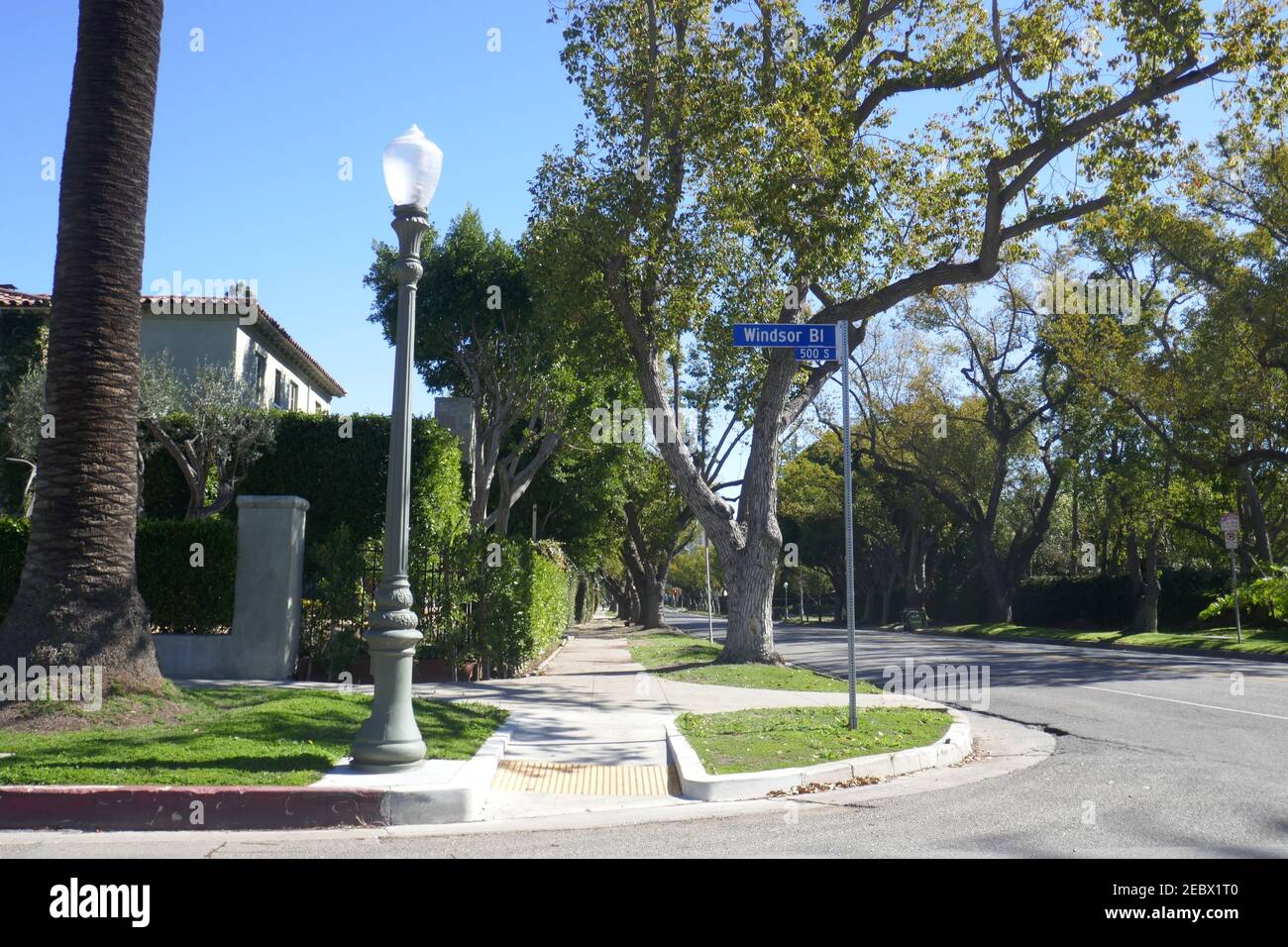Los Angeles, California, USA 12th February 2021 A general view of atmosphere of singer Donna Summer's former home/house at 531 W. Windsor Blvd on February 12, 2021 in Los Angeles, California, USA. Photo by Barry King/Alamy Stock Photo Stock Photo