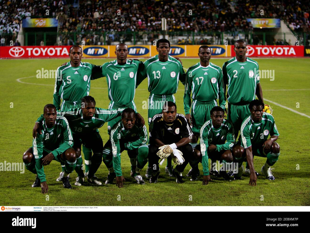 Football Nigeria V Zimbabwe 2006 African Cup Of Nations Group D Port Said Stadium Egypt 27 1 06 Nigeria Team Line Up Mandatory Credit Action Images Alex Morton Stock Photo Alamy