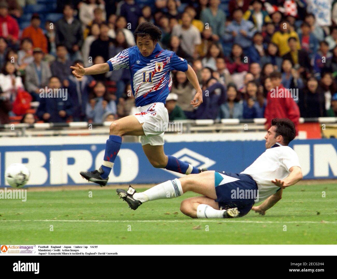 Football England V Japan Umbro Cup 3 6 95 Mandatory Credit Action Images Japan S Kazuyoshi Miura Is Tackled By England S David Unsworth Stock Photo Alamy