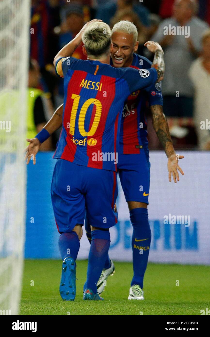 Ideaal Mannelijkheid tabak Football Soccer - FC Barcelona v Celtic - UEFA Champions League Group Stage - Group C - The Nou Camp, Barcelona, Spain - 13/9/16 Barcelona's Lionel Messi celebrates scoring their second goal Ideaal Mannelijkheid tabak Football Soccer - FC Barcelona v Celtic - UEFA Champions League Group Stage - Group C - The Nou Camp, Barcelona, Spain - 13/9/16 Barcelona's Lionel Messi celebrates scoring their second goal
