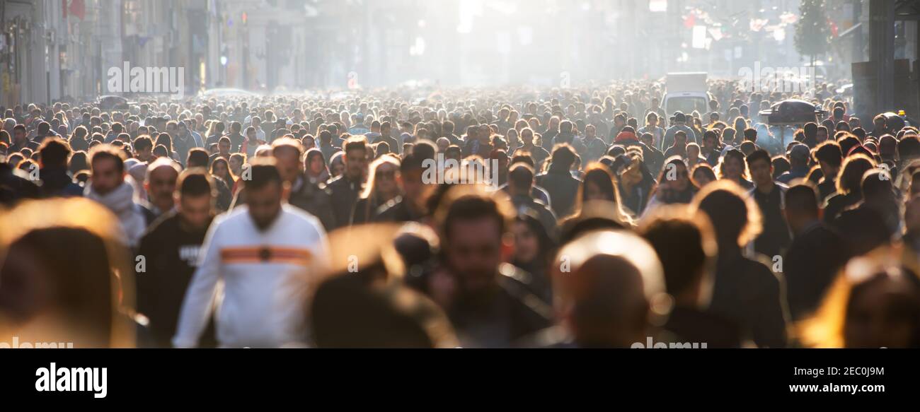 Blurred crowd hi-res stock photography and images - Alamy