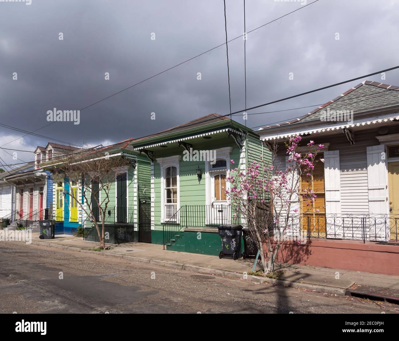 Clapboard houses hires stock photography and images Alamy