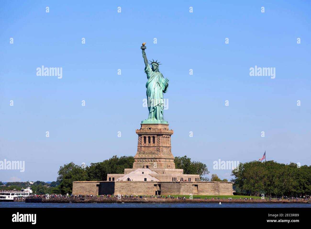 statue-of-liberty-liberty-island-new-york-harbor-stock-photo-alamy