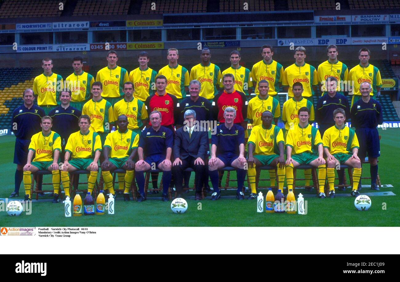 Football - Norwich City Photocall , 00/01 Mandatory Credit:Action  Images/Tony O'Brien Norwich City Team Group Stock Photo - Alamy