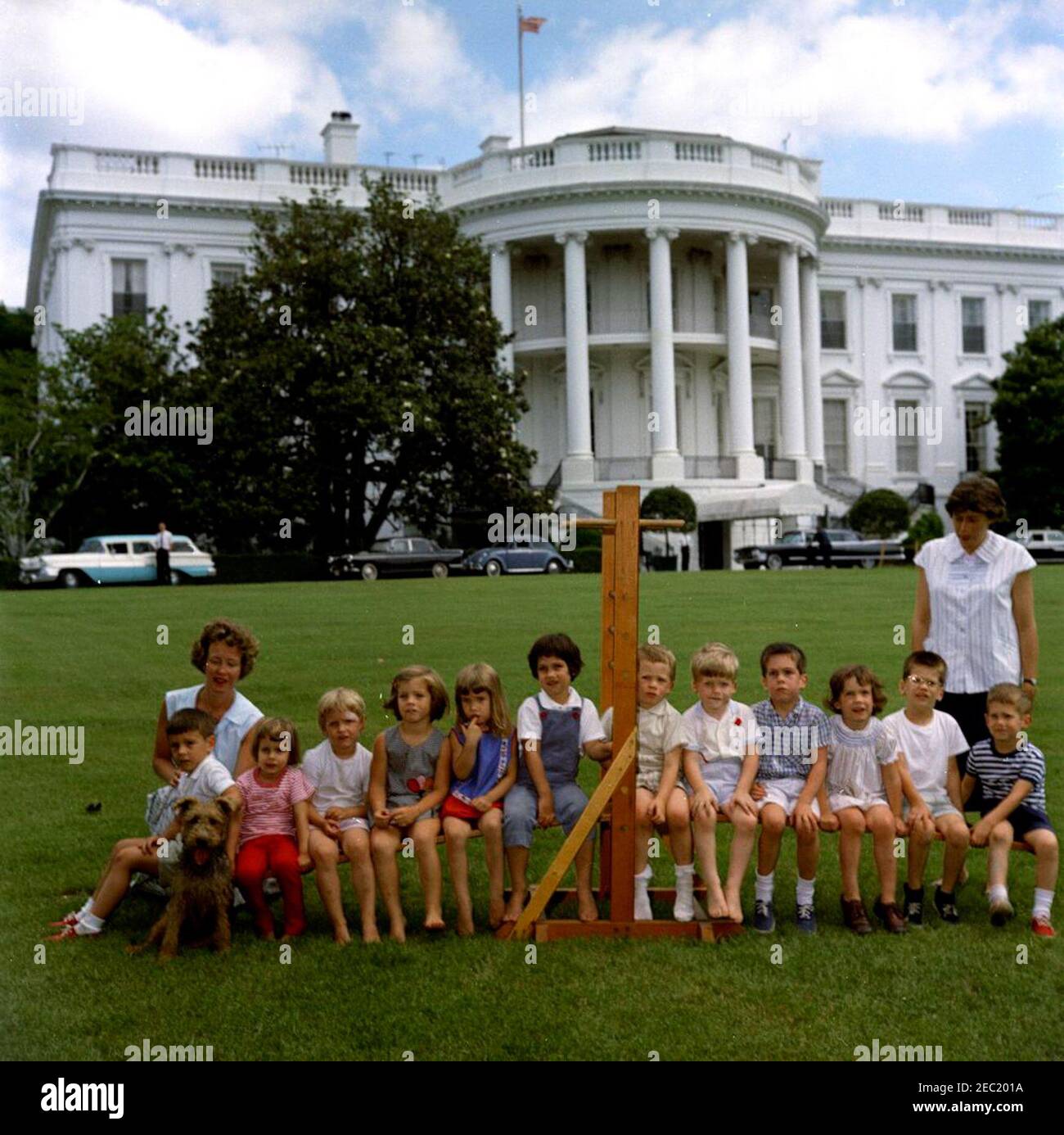 White House schoolchildren on the South Lawn. Students and teachers
