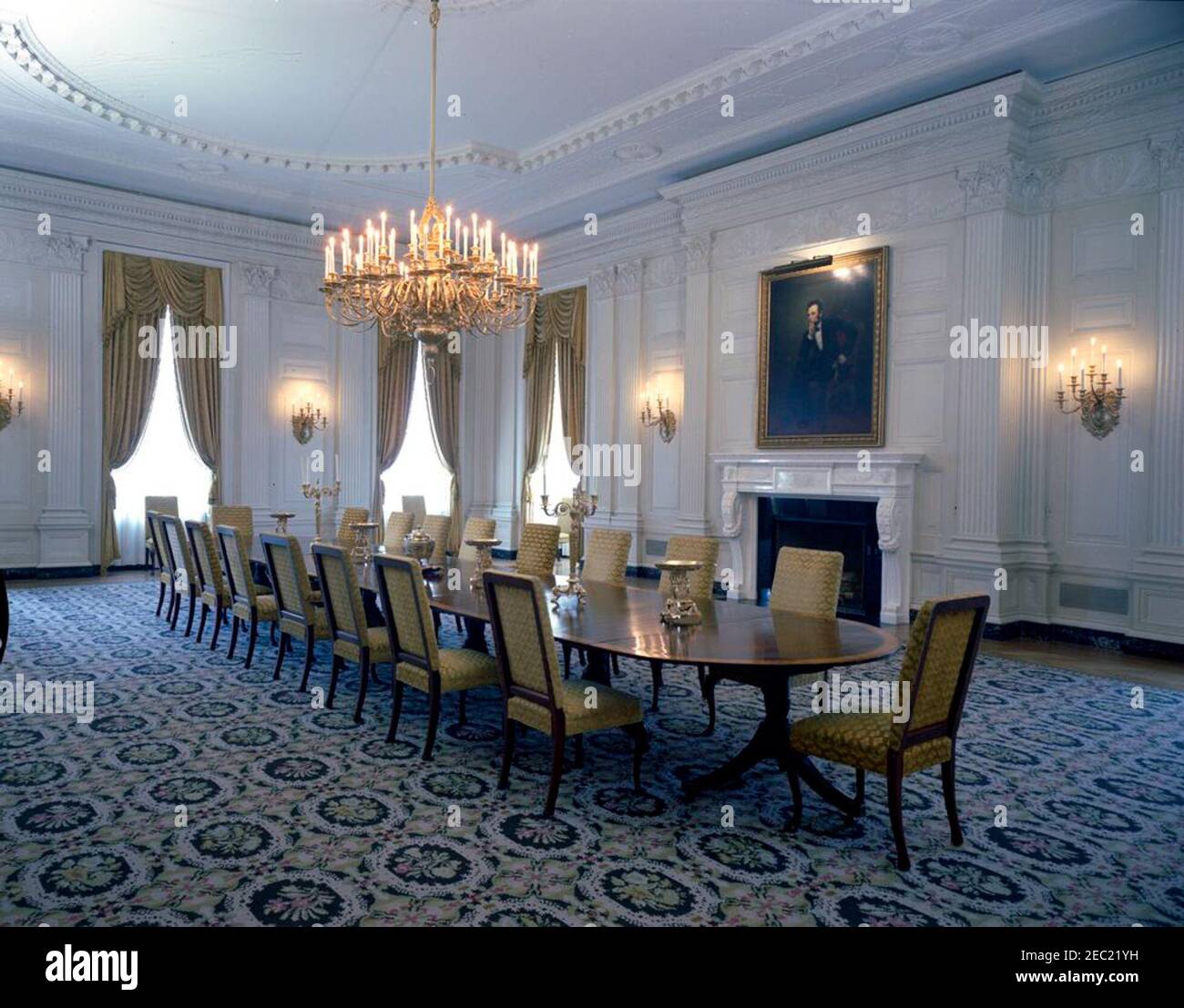 State dining room white house hi-res stock photography and images - Alamy