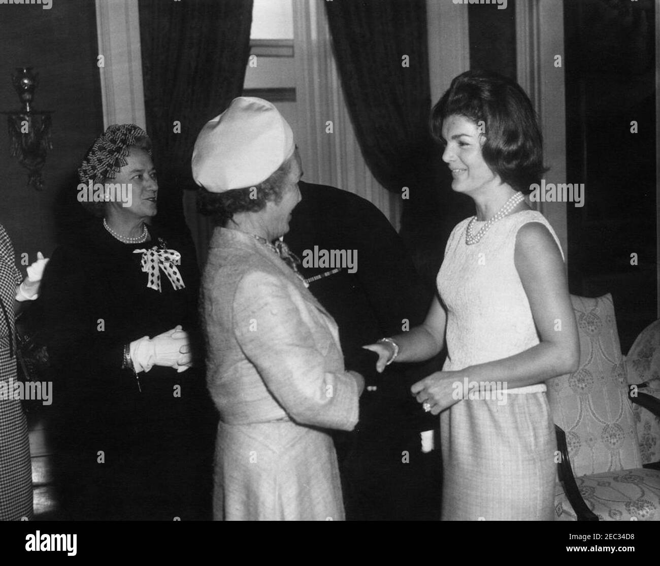 First Lady Jacqueline Kennedyu0027s (JBK) tea for alumnae u0026 staff