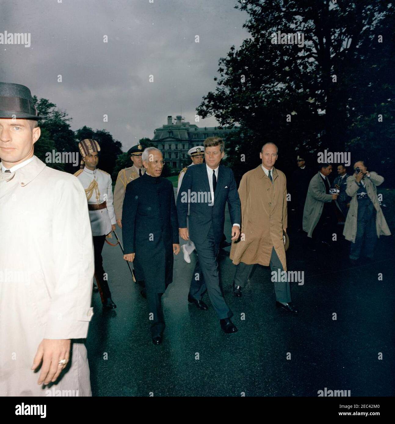 Arrival ceremony for Dr. Sarvepalli Radhakrishnan, President of India ...