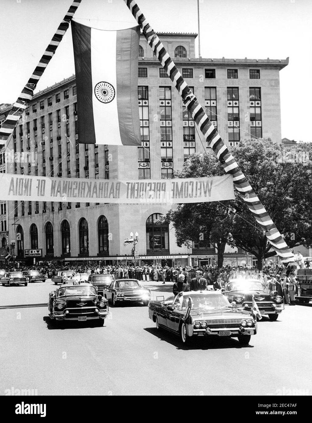 Parade in honor of Dr. Sarvepalli Radhakrishnan, President of India, 12 ...