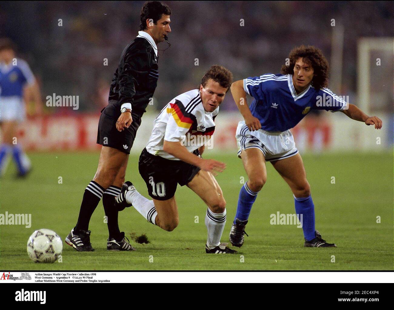 World cup final 1990 argentina germany hires stock photography and