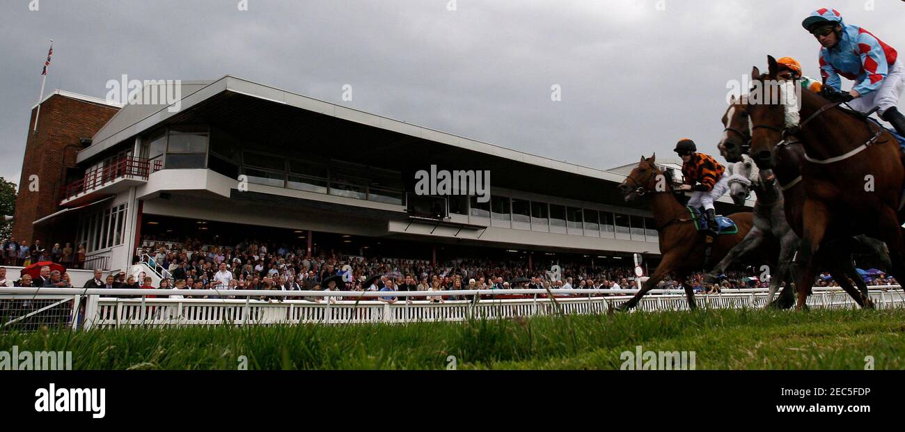 Redcar Races High Resolution Stock Photography And Images Alamy