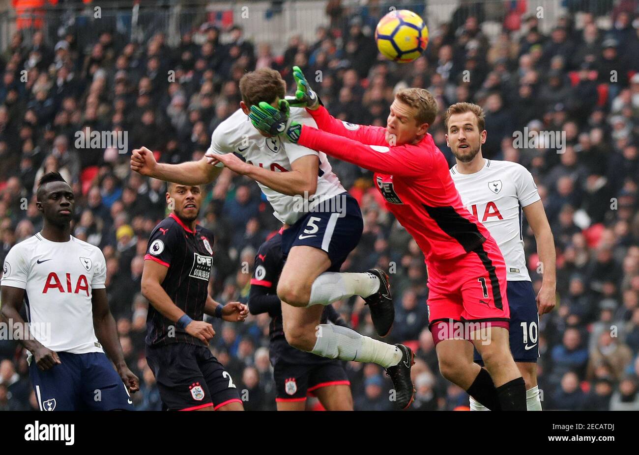 Soccer Football - Premier League - Tottenham Hotspur vs Huddersfield Town - Wembley Stadium, London, Britain - March 3, 2018   Tottenham's Jan Vertonghen in action with Huddersfield Town’s Jonas Lossl as he scores a goal that was later disallowed   REUTERS/Eddie Keogh    EDITORIAL USE ONLY. No use with unauthorized audio, video, data, fixture lists, club/league logos or 'live' services. Online in-match use limited to 75 images, no video emulation. No use in betting, games or single club/league/player publications.  Please contact your account representative for further details. Stock Photo