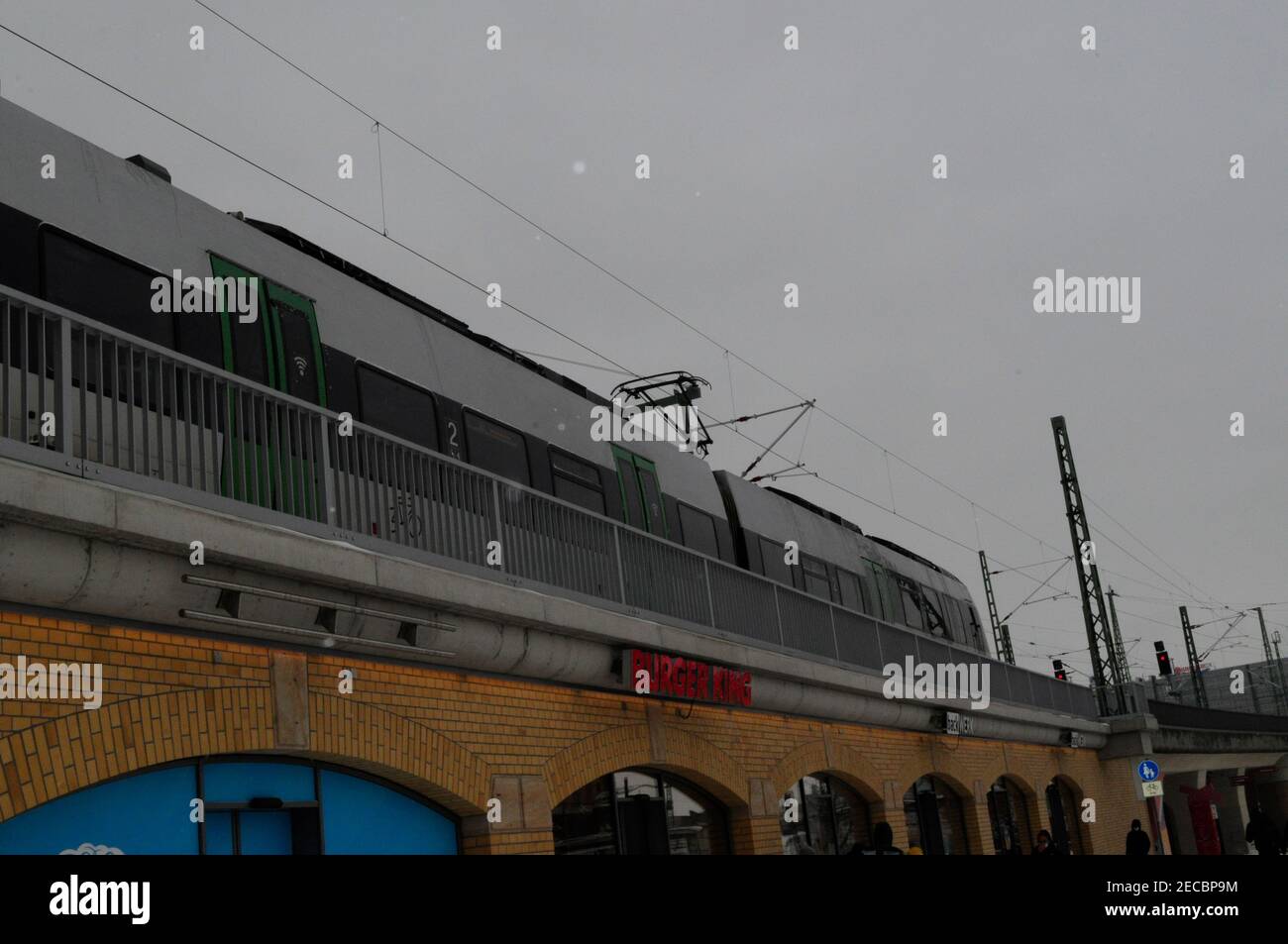 Bahnhof Halle Saale Stock Photo Alamy