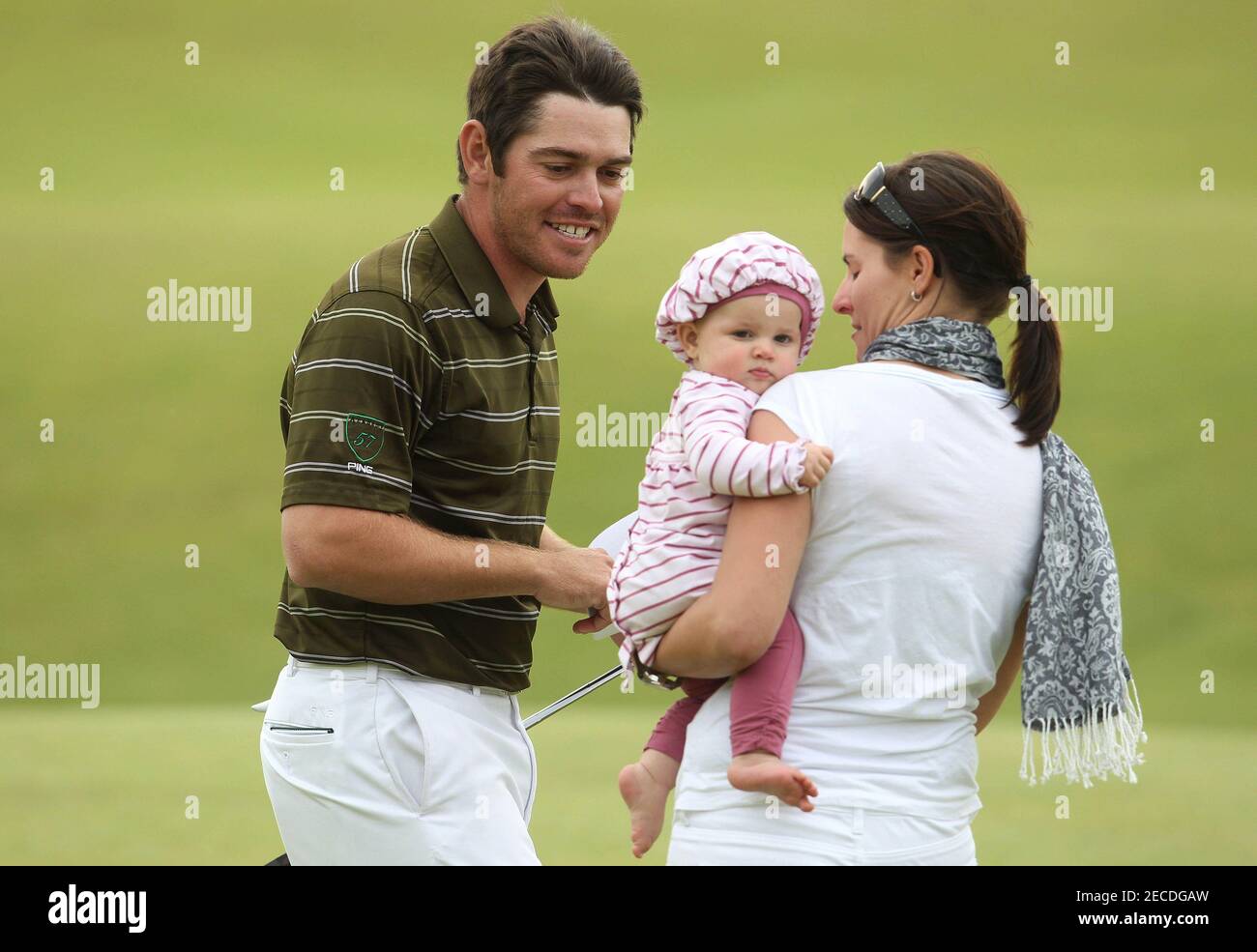 South Africas Louis Oosthuizen Celebrates With His Wife High Resolution Stock Photography And Images Alamy