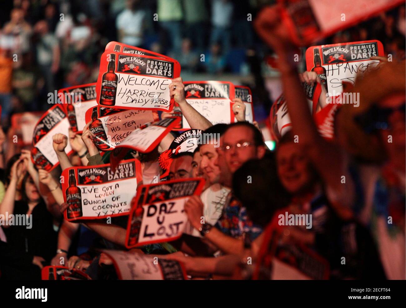 Darts - Whyte & Mackay Premier League Darts - Liverpool Echo Arena -  10/4/08 General view of fans during the darts Mandatory Credit: Action  Images / Carl Recine Stock Photo - Alamy