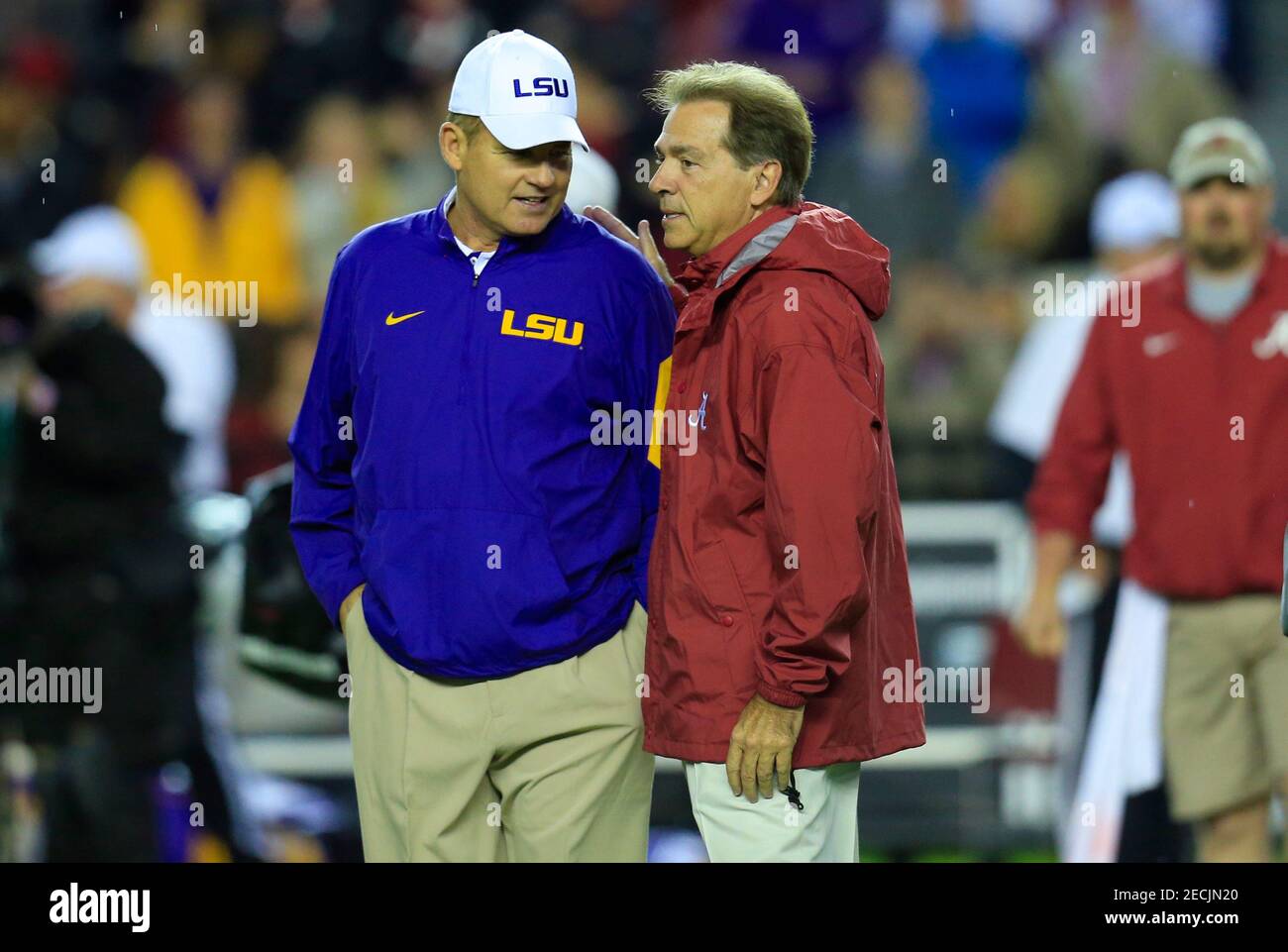 Nov 7, 2015; Tuscaloosa, AL, USA; Alabama Crimson Tide head coach Nick Saban and LSU Tigers head coach Les Miles greet each other prior to the game at Bryant-Denny Stadium. Mandatory Credit: Marvin Gentry-USA TODAY Sports  / Reuters  Picture Supplied by Action Images   (TAGS: Sport American Football NCAA) *** Local Caption *** 2015-11-08T005204Z 1462766991 NOCID RTRMADP 3 NCAA-FOOTBALL-LOUISIANA-STATE-AT-ALABAMA.JPG Stock Photo