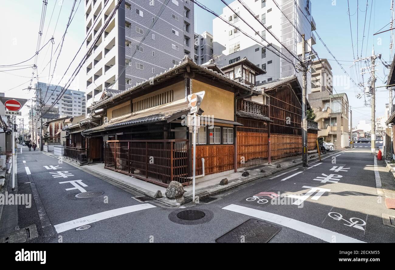 Kyo machiya, traditional townhouse in Kyoto, Japan Stock Photo Alamy