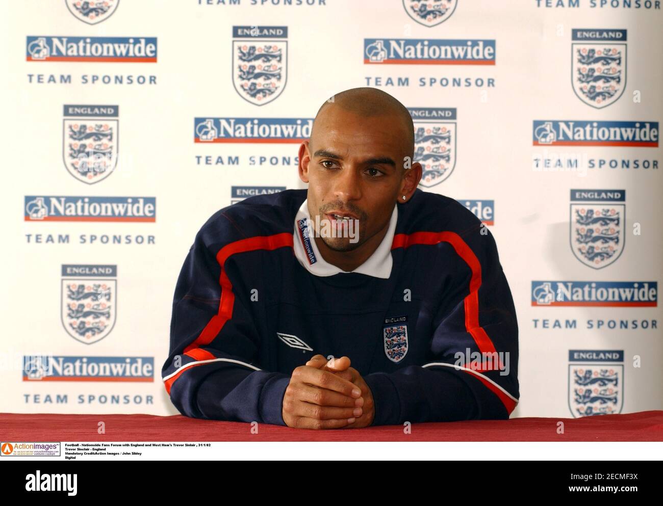 Football - Nationwide Fans Forum with England and West Ham's Trevor Sinlair  , 31/1/02 Trevor Sinclair - England Mandatory Credit:Action Images / John  Sibley Digital West Ham United Stock Photo - Alamy