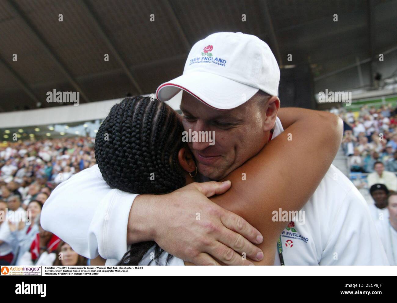 Athletics The Xvii Commonwealth Games Women S Shot Put Manchester 26 7 02 Lorraine Shaw England Huged By Mens Shot Put Competitor Mick Jones Mandatory Credit Action Images David Slater Stock Photo Alamy Athletics The Xvii Commonwealth Games Women S Shot Put Manchester 26 7 02 Lorraine Shaw England Huged By Mens Shot Put Competitor Mick Jones Mandatory Credit Action Images David Slater Stock Photo Alamy