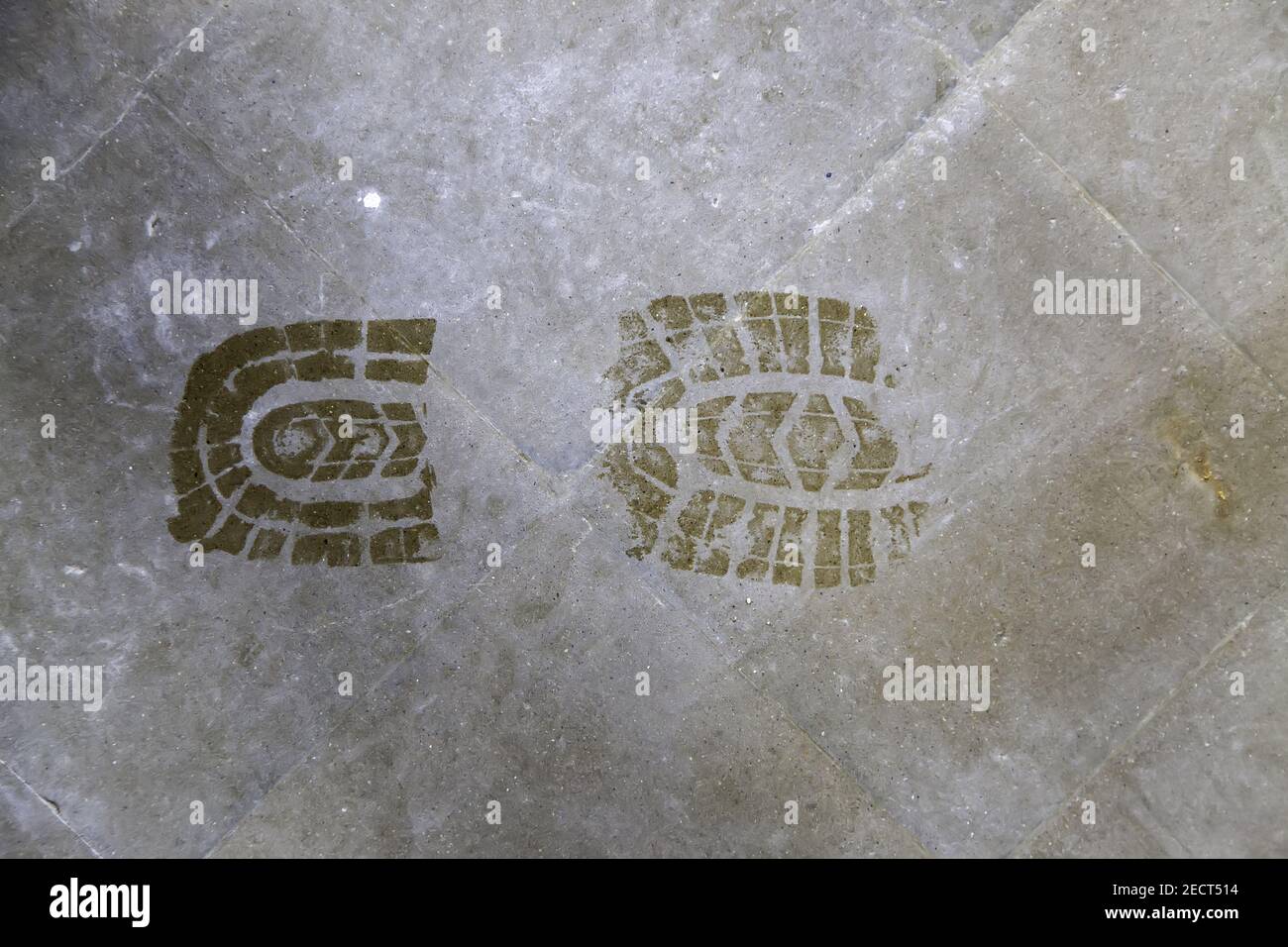 Wet foot print on hi res stock photography and images Alamy Wet foot print on hi res stock photography and images Alamy