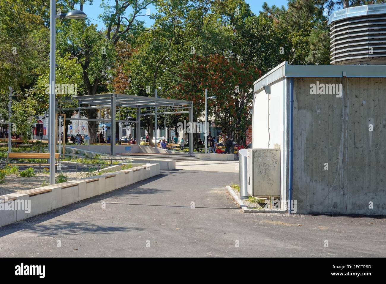 Wien, Reumannplatz, Neugestaltung 2020 Stock Photo - Alamy