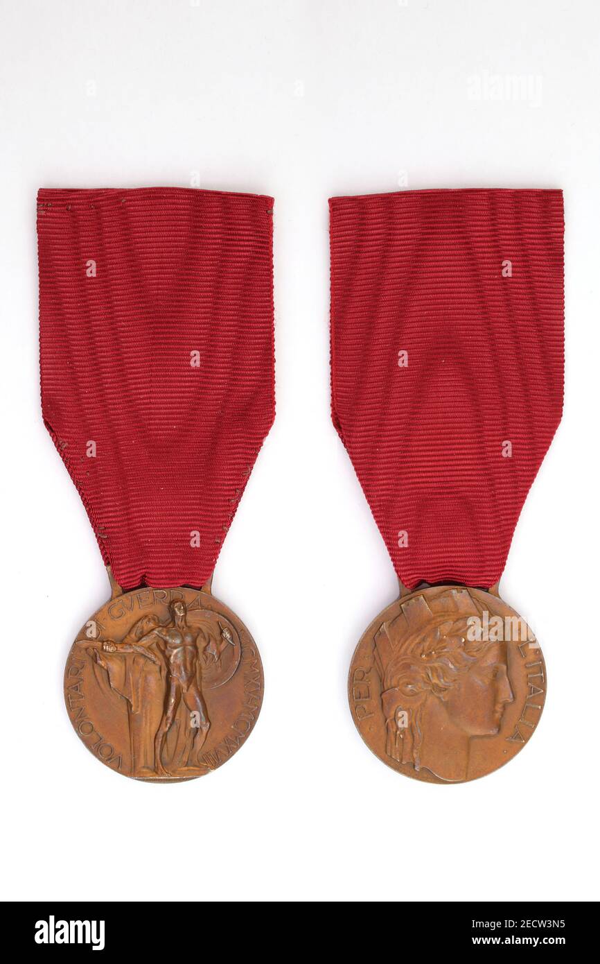 Medal of merit for the volunteers of the 1940-45 War, Italy Stock Photo