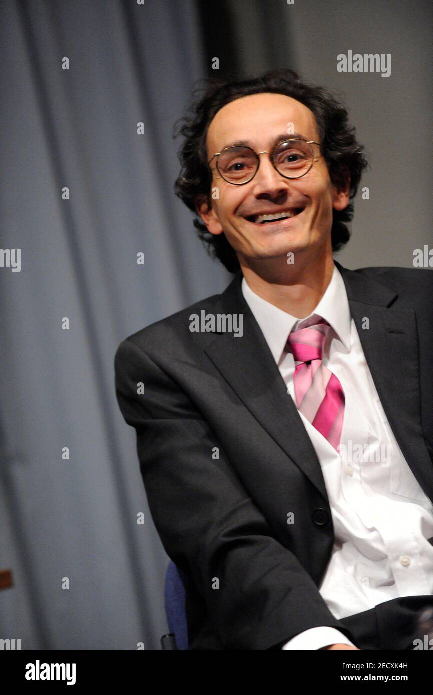 Tom Solomon Oxford University Clinical Research Unit High Resolution Stock ...
