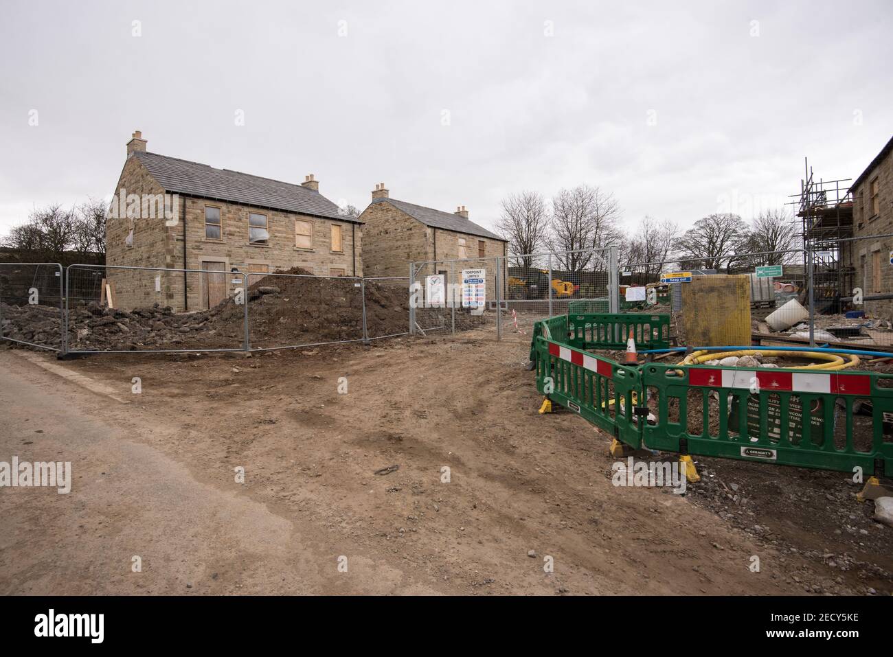 Rural housing scheme hires stock photography and images Alamy