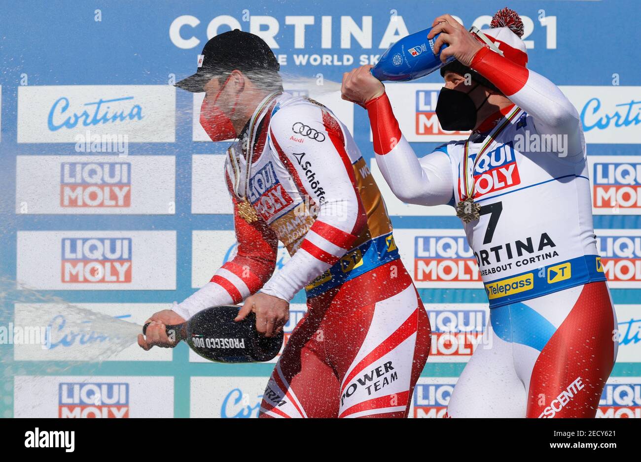 Mens downhill podium hi-res stock photography and images - Page 8 - Alamy