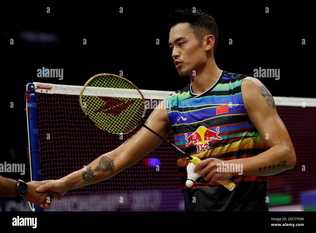 Badminton - Badminton World Championships - Glasgow, Britain - August 23,  2017 China's Lin Dan shakes hands at end of match against Denmark's Emil  Holst REUTERS/Russell Cheyne Stock Photo - Alamy