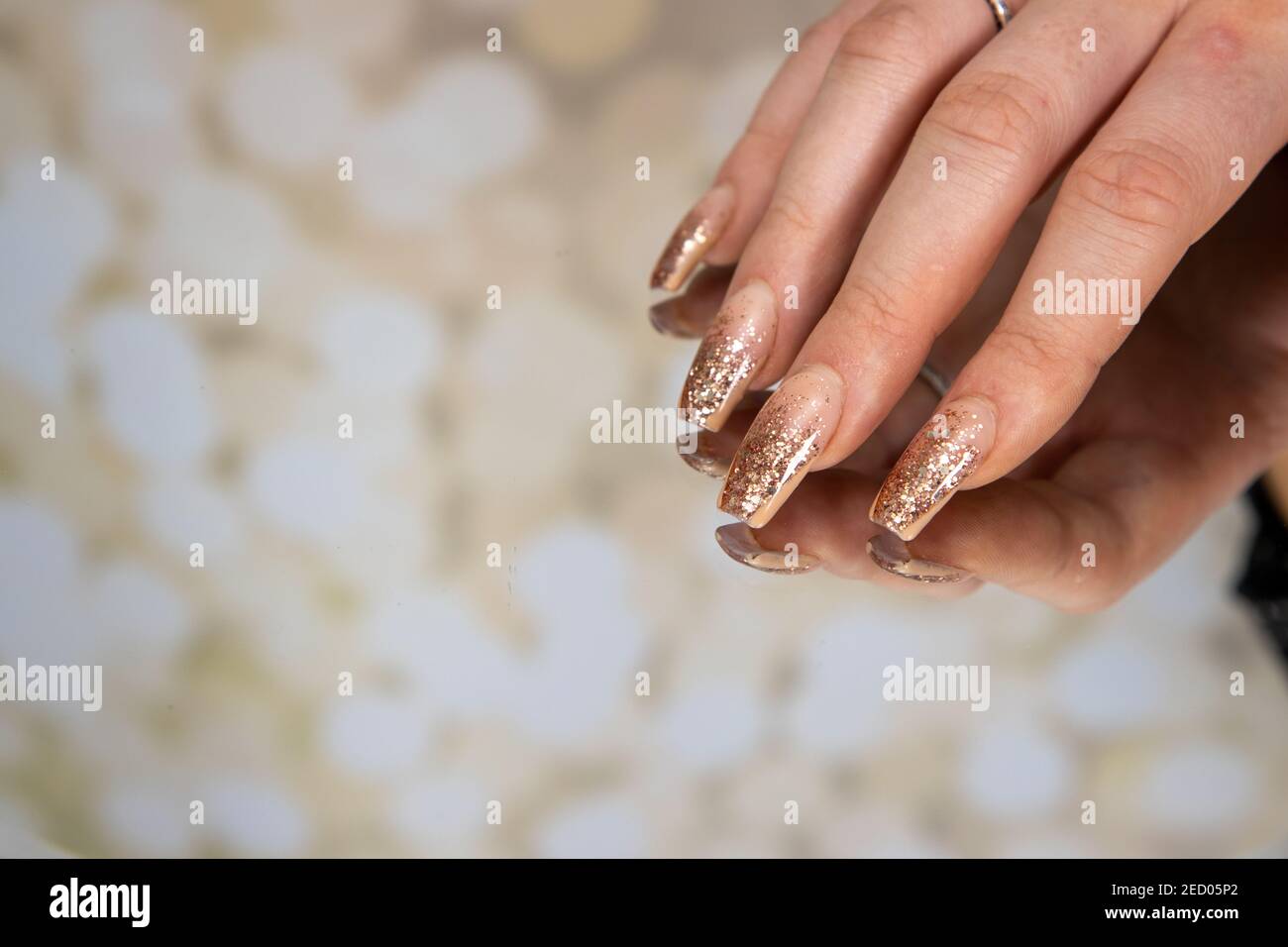 Glittery nails hi-res stock photography and images - Alamy