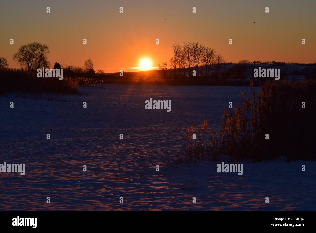 Mild sunset hi-res stock photography and images - Alamy