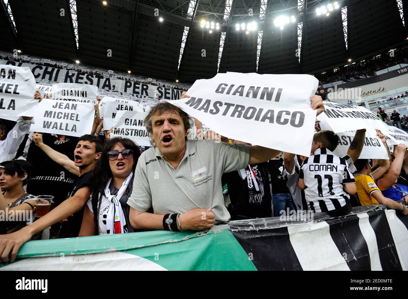 Football - Juventus v Napoli - Italian Serie A - Juventus Stadium, Turin -  23/5/15 Juventus' fans display banners in memory of the victims of the  Heysel disaster Reuters / Giorgio Perottino Stock Photo - Alamy