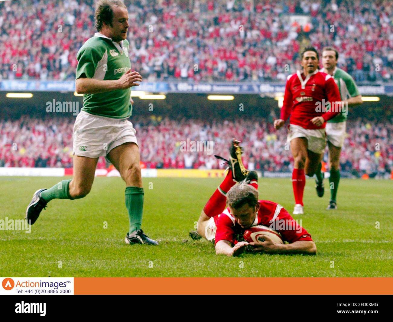 Denis Hickie Of Ireland High Resolution Stock Photography And Images Alamy