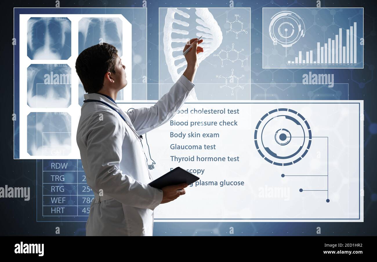 Doctor works virtual interface hi-res stock photography and images - Alamy