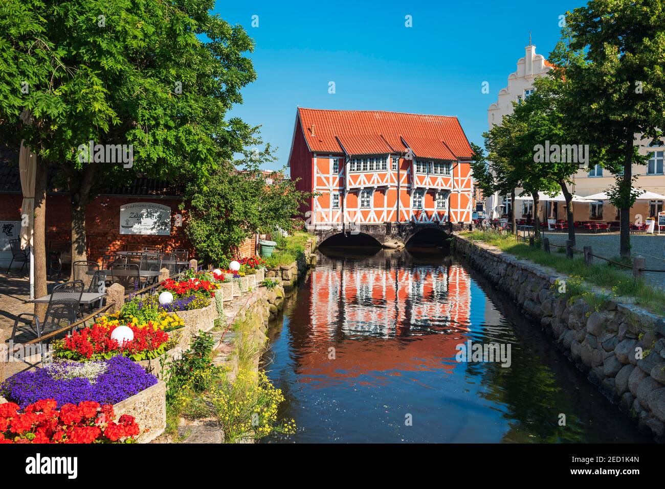 Half-timbered house vault over the watercourse Grube, Hanseatic City of Wismar, Mecklenburg-Western Pomerania, Germany Stock Photo
